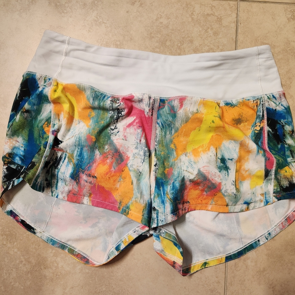 Lululemon Speed Up Size 6